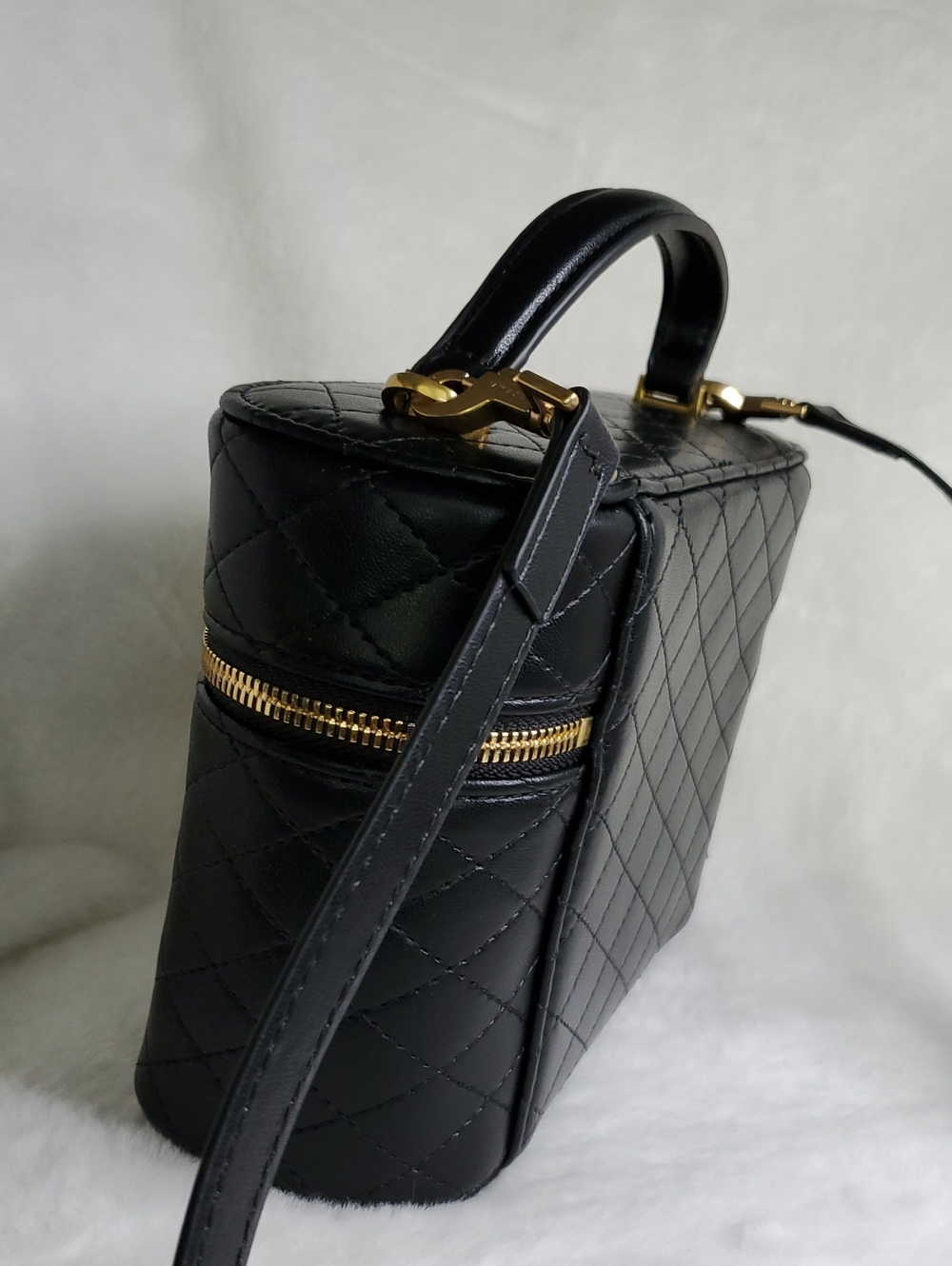 YSL Black Quilted Vanity Satchel with Gold Hardware - Picture 8 of 15
